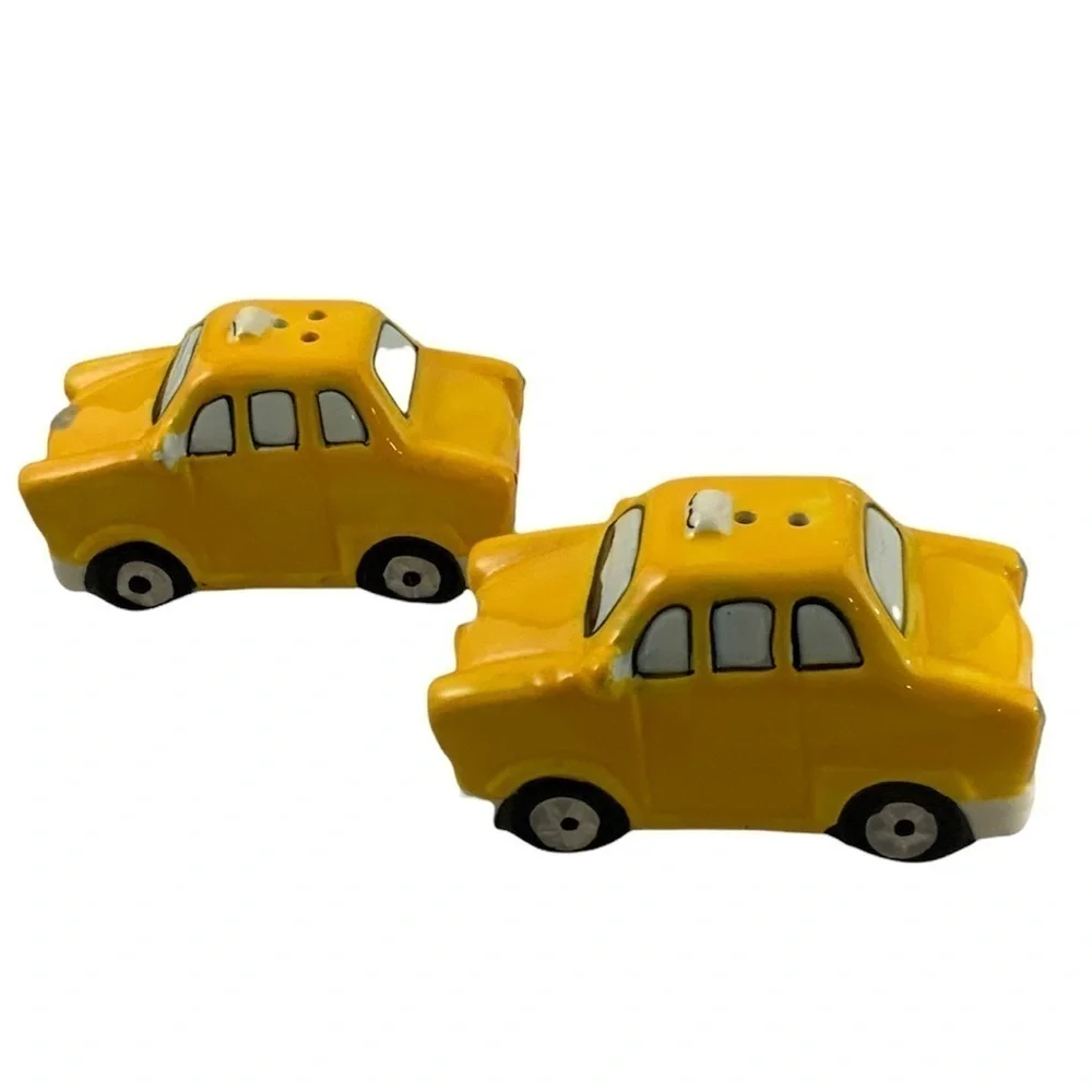 NYC Yellow Cab Cars Ceramic Salt Pepper Shaker Set by American Alitier